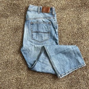 Lee modern series relaxed fit boot cut men’s jeans. W:36 Inseam: 30